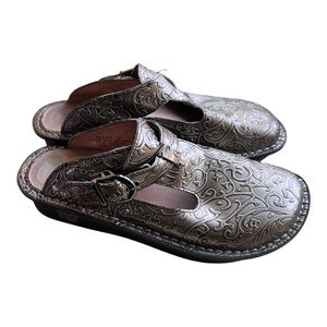 Alegria ALG-511 Lite Pewter Embossed Leather Clogs Comfort Backless 37